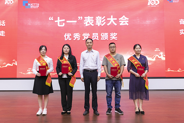 1625450204908573AACE.jpg K97A4532.jpg