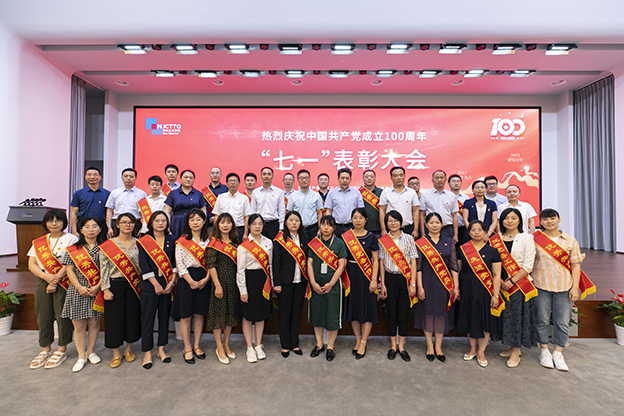 162545037866311954D1.jpg K97A4931.jpg