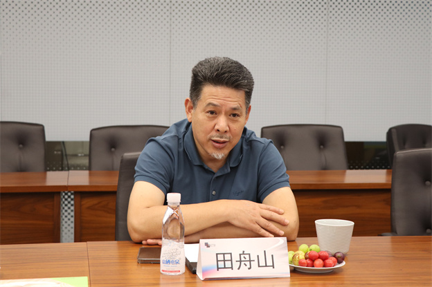 16570925871023899E42.jpg IMG_1421.jpg