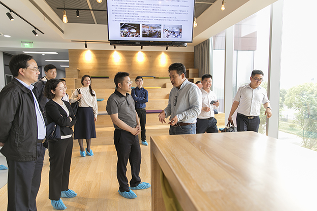 16657311333627141398.jpg 3V7A0310_1.jpg