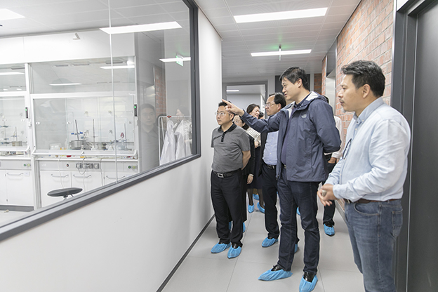 1665731151227767595C.jpg 3V7A0321_1.jpg