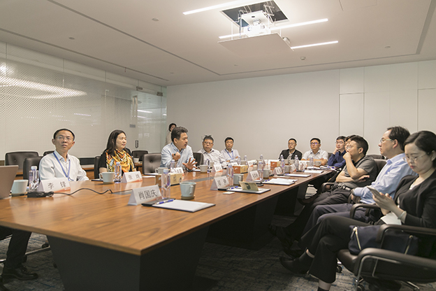 16657312925804987EF5.jpg 3V7A0229_1.jpg