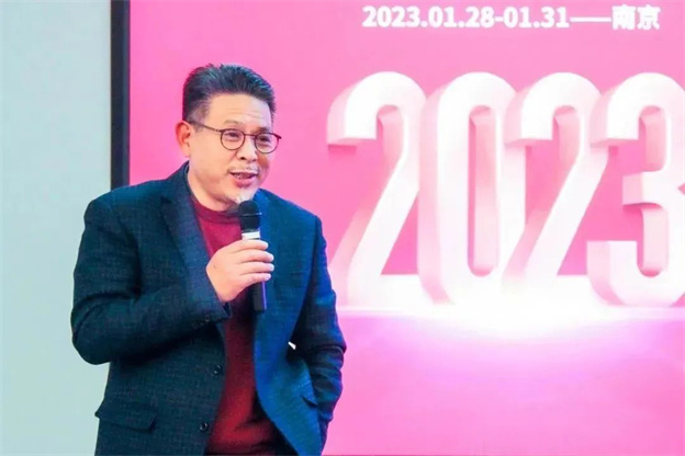 16762502527961747AE7.jpg 14.jpg