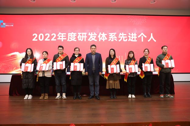 16766246556893263071.jpg 頒獎(jiǎng)2_副本.jpg