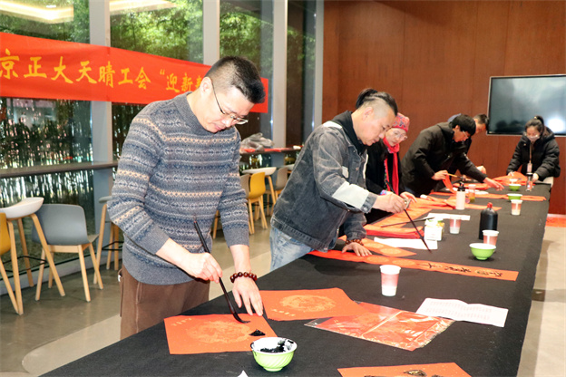 1706749467969764F1B2.jpg 1-6.jpg