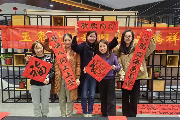 170674950511623383A1.jpg 2-4.jpg