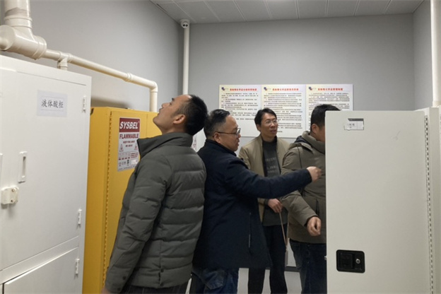 170842057685461182B1.jpg 2.jpg