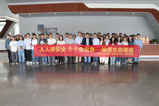 1717147155107928F577.jpg 4.jpg