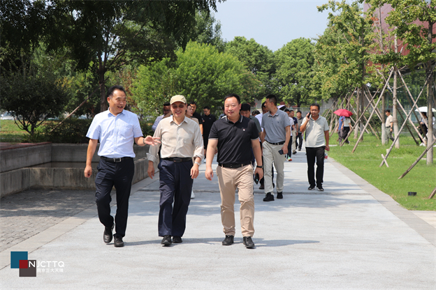 17246311393654682E57.jpg IMG_4375.jpg