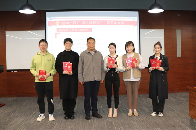 17295910233586691A4A.jpg 2-4.jpg