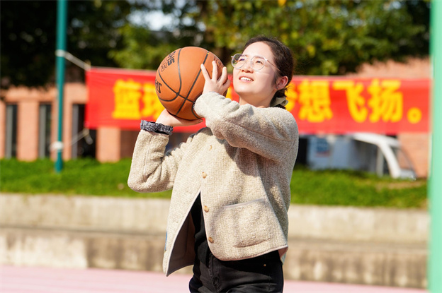 1731463296709809B92F.jpg 2-3.jpg