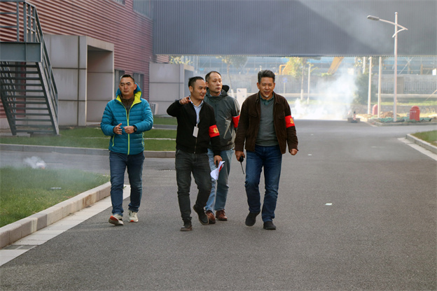 1732695643300792D898.jpg 2.jpg