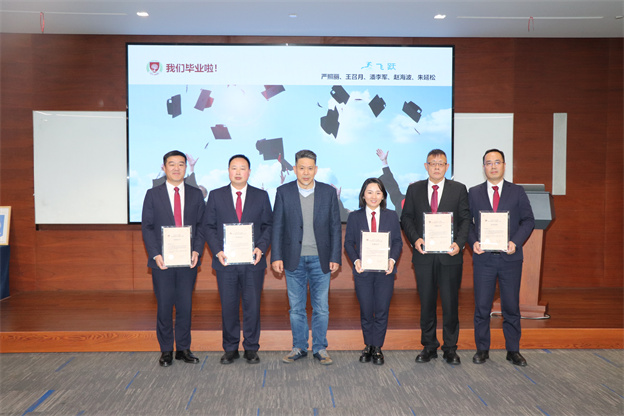 1733445898501922D3C5.jpg 4.9.jpg