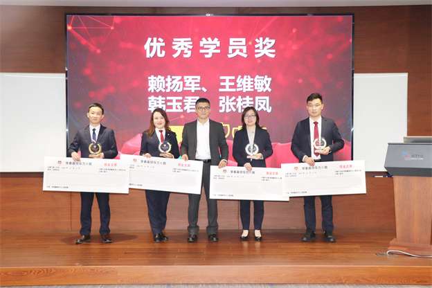 17334636881055694843.jpg 4.4.jpg