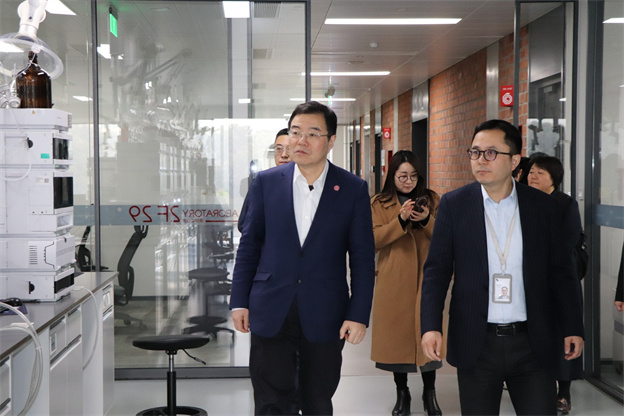 1736469705580799779F.jpg 5.1.jpg