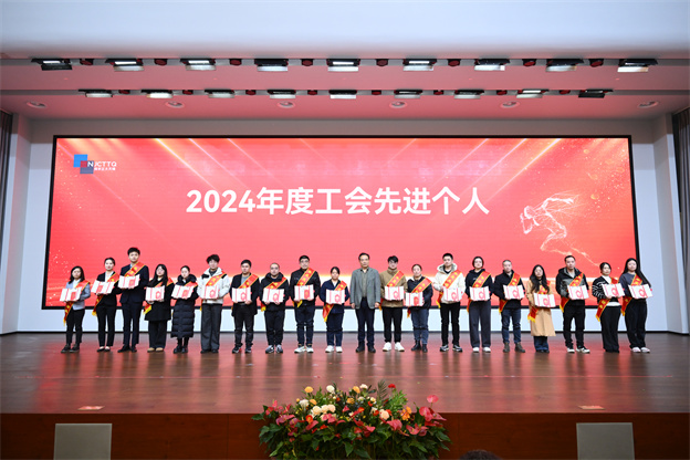 17373338473336253984.jpg 10.1.jpg