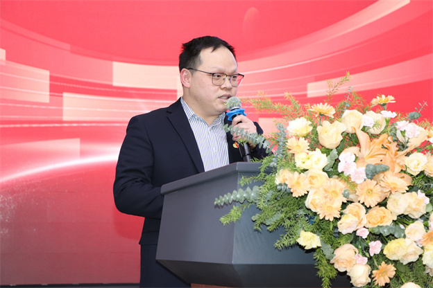 1737339072164553F630.jpg 張林林.jpg