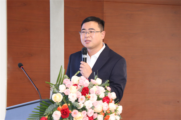 1737594861117089FD3A.jpg 3.8.jpg