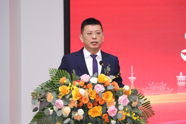 173978456544296935C9.jpg 9.JPG