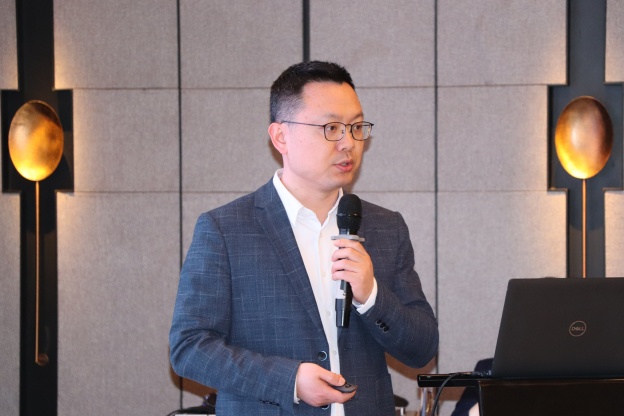 1740974604495467C43E.jpg 14.JPG