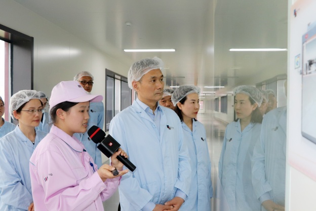 1744283510353032D906.jpg 4.JPG