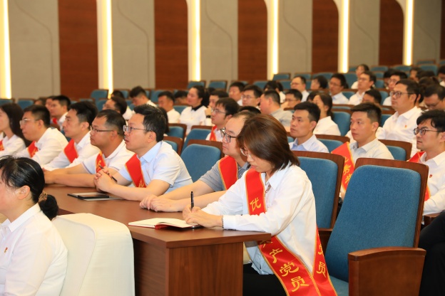 17498166651301108BAD.jpg 4.JPG